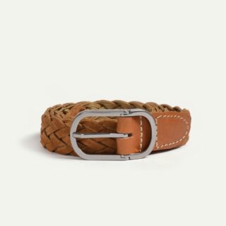 Ceinture Cliquet tressée – Miel suédé par la marque Bleu de Chauffe Bleu de Chauffe - Ceinture Cliquet tressée – Miel suédé