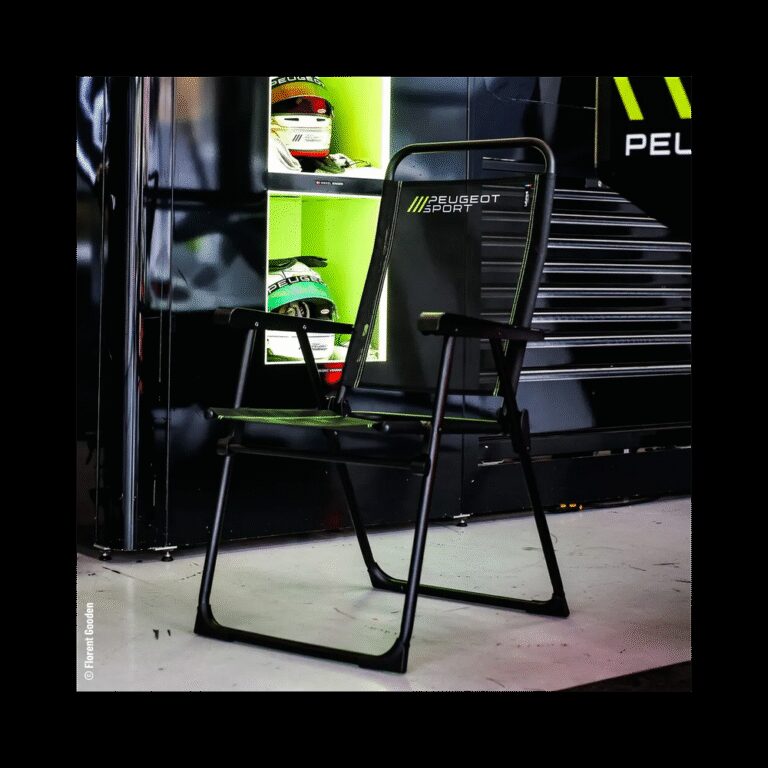 LAFUMA MOBILIER - Fauteuil pliant PEUGEOT SPORT x LAFUMA MOBILIER Edition limitée