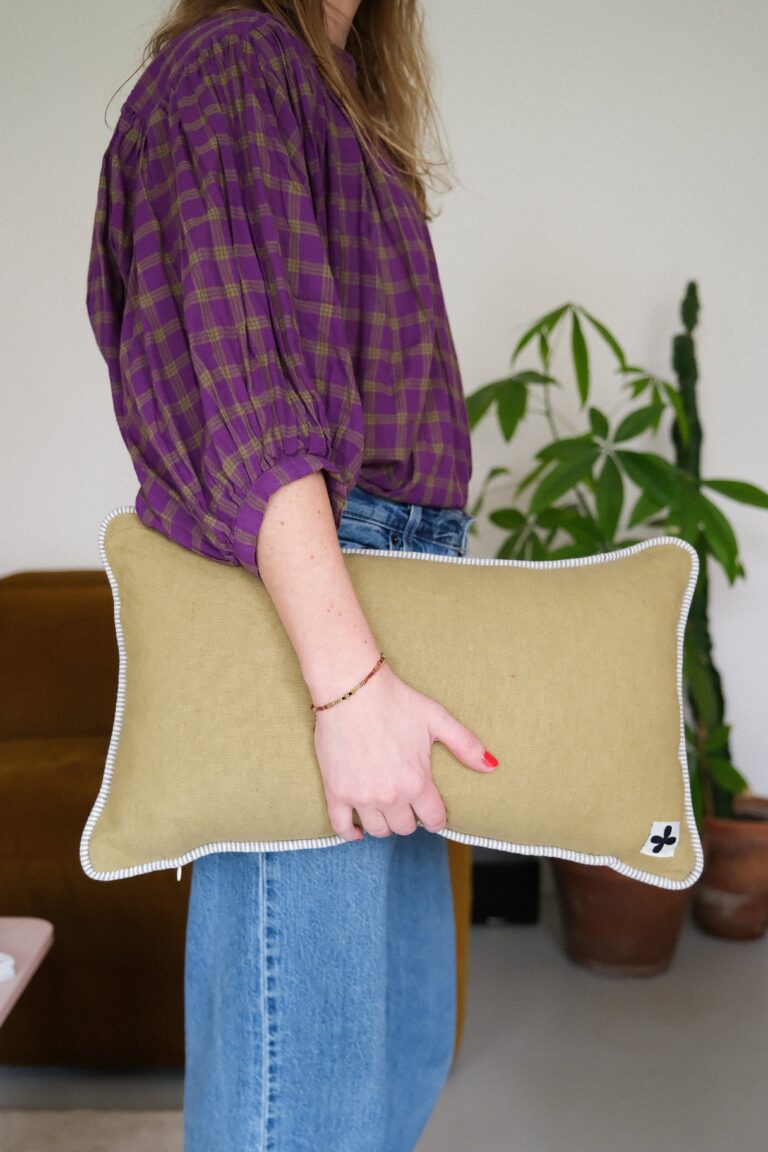 POZÉ - Housse de coussin en lin/coton 50 x 35 cm - Uni kaki