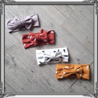La Fabrique À DeDeuh - Bandeau nœud plume en jersey extensible 4 couleurs