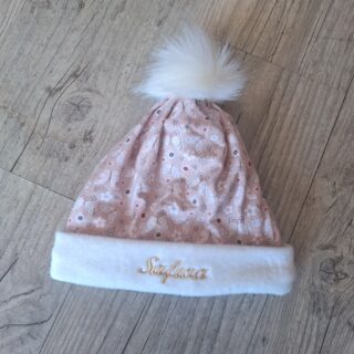 Bonnet uni ou à motifs avec prénom brodé à pompon: chaud, doux et fourré à l’intérieur en blanc cassé, dès la naissance à enfant par la marque La Fabrique À DeDeuh La Fabrique À DeDeuh - Bonnet uni ou à motifs avec prénom brodé à pompon: chaud, doux et fourré à l’intérieur en blanc cassé, dès la naissance à enfant