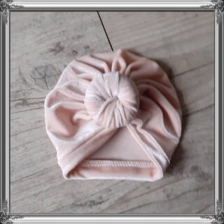 Turban bonnet buns velours extensible chaud et doux 10 couleurs par la marque La Fabrique À DeDeuh La Fabrique À DeDeuh - Turban bonnet buns velours extensible chaud et doux 10 couleurs