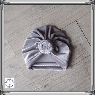 Turban bonnet tourbillon velours extensible chaud et doux 10 couleurs par la marque La Fabrique À DeDeuh La Fabrique À DeDeuh - Turban bonnet tourbillon velours extensible chaud et doux 10 couleurs