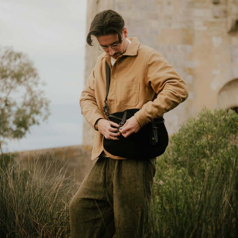 Bleu De Chauffe - Musette du pêcheur M / Cuir Velours - Noir