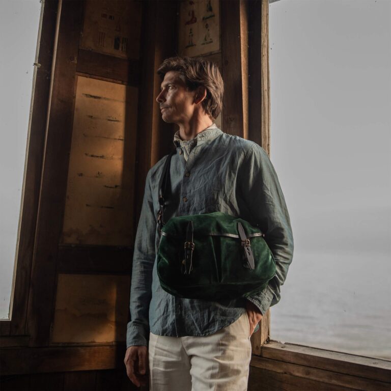 Bleu De Chauffe - Musette du Pêcheur S / Cuir Velours - Vert foncé