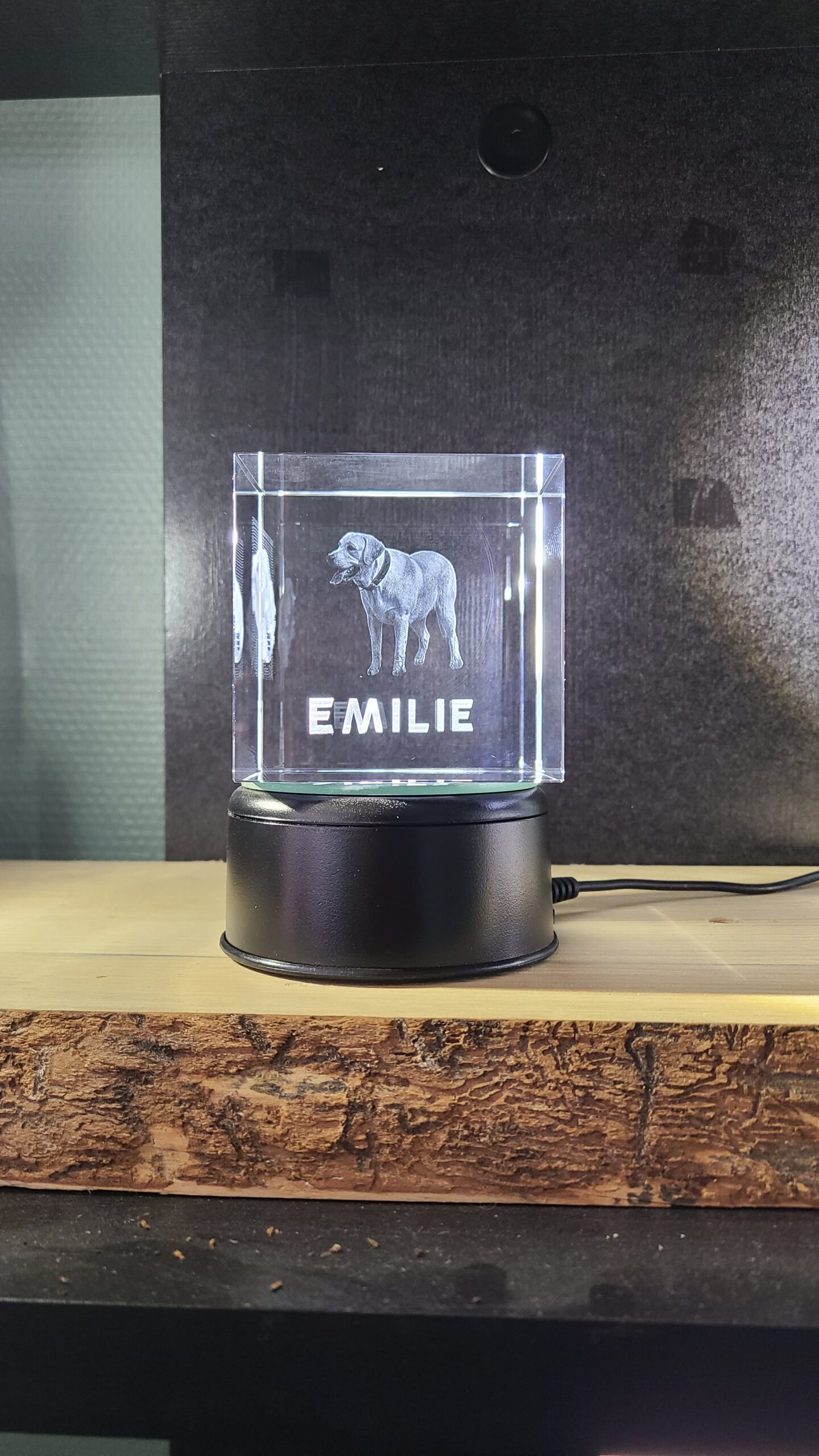 Le Digraphe - Illusions d'optique décoratives - Marques de France