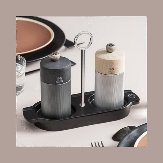 PEUGEOT SAVEURS - Plateau Peugeot en céramique pour deux moulins - 2 coloris