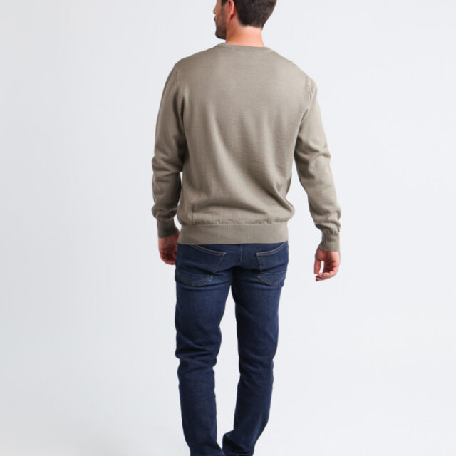 Monsieur Solfin - Pull col V laine mérinos · Camille