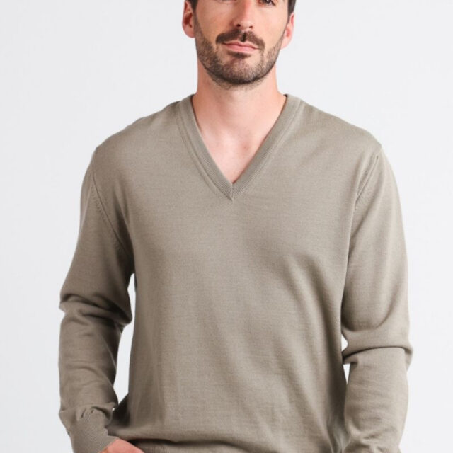 Monsieur Solfin - Pull col V laine mérinos · Camille