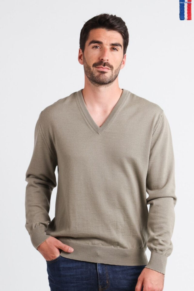 Monsieur Solfin - Pull col V laine mérinos · Camille