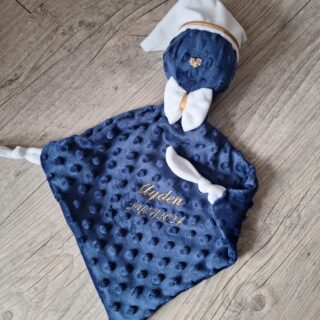 Doudou DODO personnalisé 57x53cm avec Prénom et/ou Date de naissance en minky par la marque La Fabrique À DeDeuh La Fabrique À DeDeuh - Doudou DODO personnalisé 57x53cm avec Prénom et/ou Date de naissance en minky
