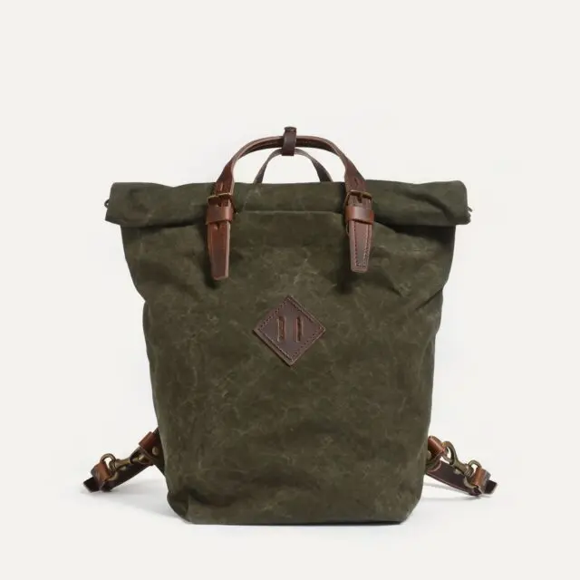 Sac à dos Woody 25L – Kaki Foncé stonewashed par la marque Bleu de Chauffe Bleu de Chauffe - Sac à dos Woody 25L – Kaki Foncé stonewashed