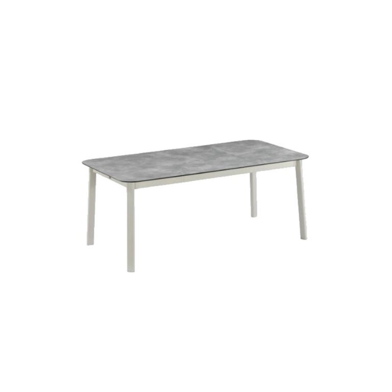 LAFUMA MOBILIER - Table de repas extensible Lafuma Mobilier ORON hpl - 2 tailles 2 coloris