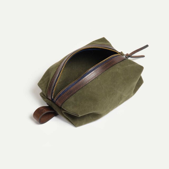 Bleu De Chauffe - Trousse de toilette ZAZOU - Kaki foncé stonewashed