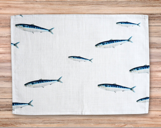 varek.illustrations - Set de table en coton enduit : Sardine