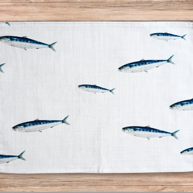 varek.illustrations - Set de table en coton enduit : Sardine