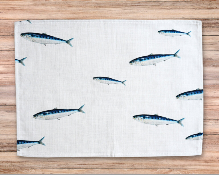 varek.illustrations - Set de table en coton enduit : Sardine