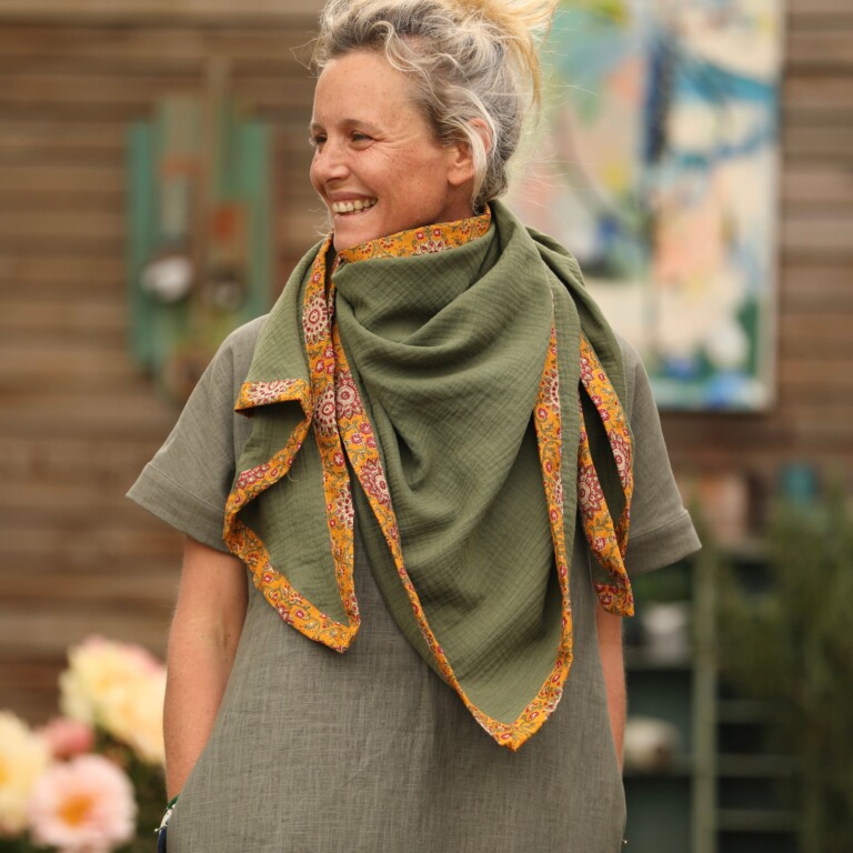 Quintessence - Le foulard Calista Kaki/Tara