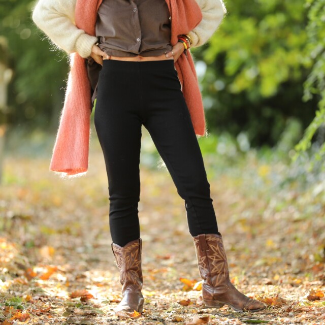 Quintessence - Legging Léni en maille côtelé noir