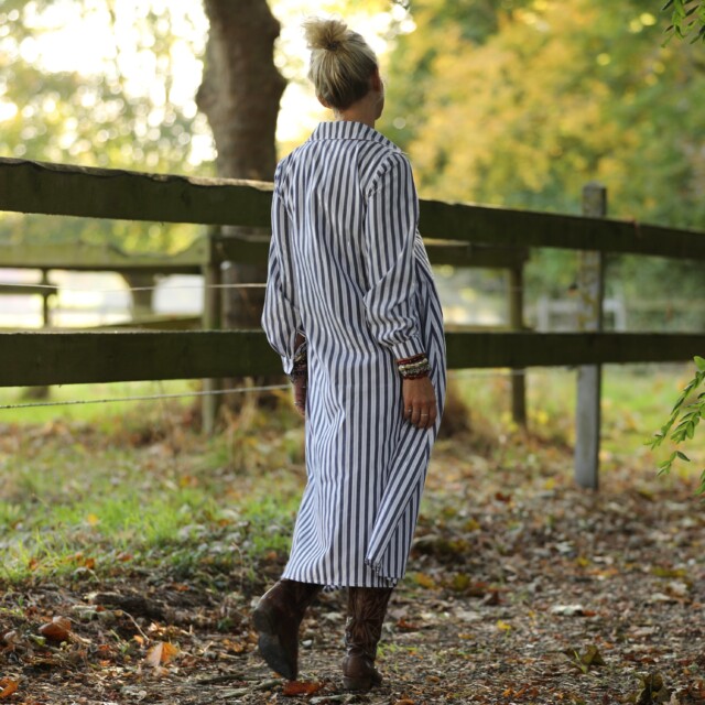 Quintessence - Robe Pensée - Rayures bleues argentées