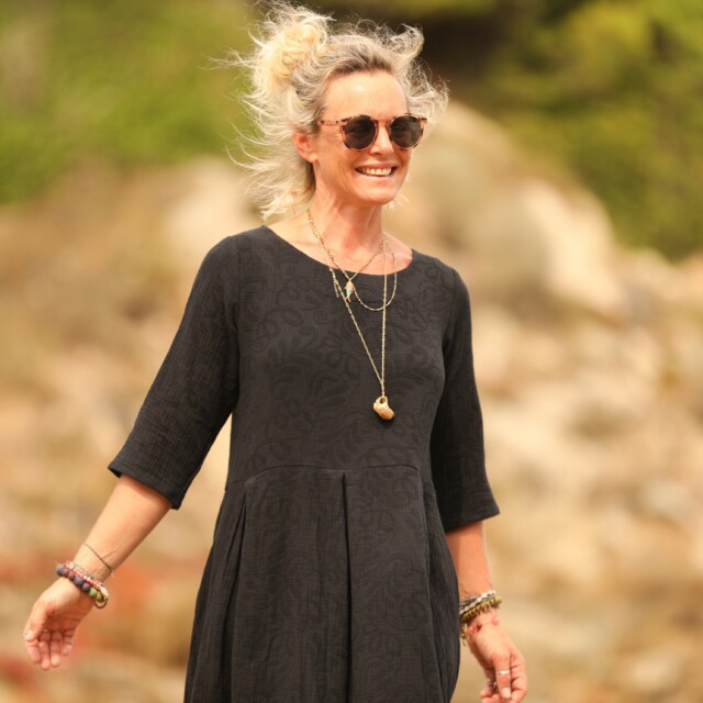 Quintessence - Robe Louisa - Double gaze de coton/lin jacquard fleuri noir