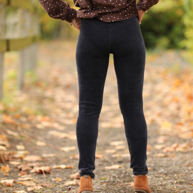 Quintessence - Legging Léni - velours côtelé marine – L