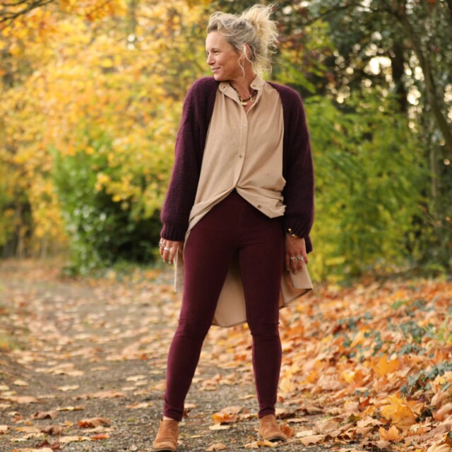 Quintessence - Legging Léni - velours côtelé violine