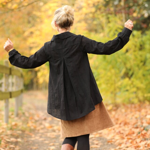 Quintessence - Chemise Caroline - Broderie noire nuit étoilée