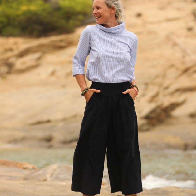 Quintessence - Jupe culotte Margot - velours milleraies marine