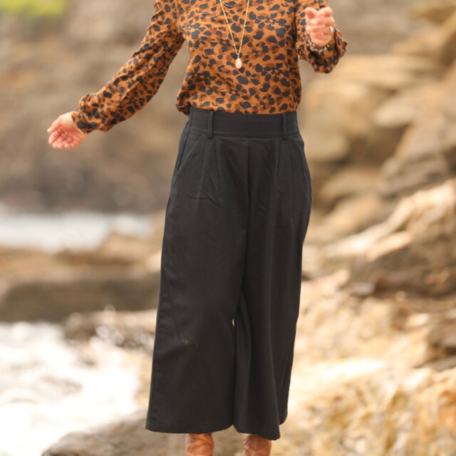 Quintessence - Jupe culotte Margot - sergé de coton noir