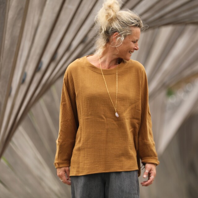 Quintessence - Blouse Naomie - double gaze de coton camel