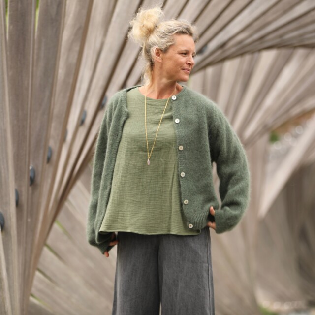 Quintessence - Blouse Naomie - double gaze de coton vert orthie