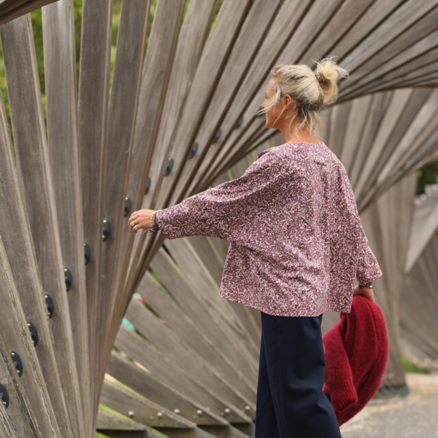 Quintessence - Blouse Naomie - coton léger fleurettes violettes