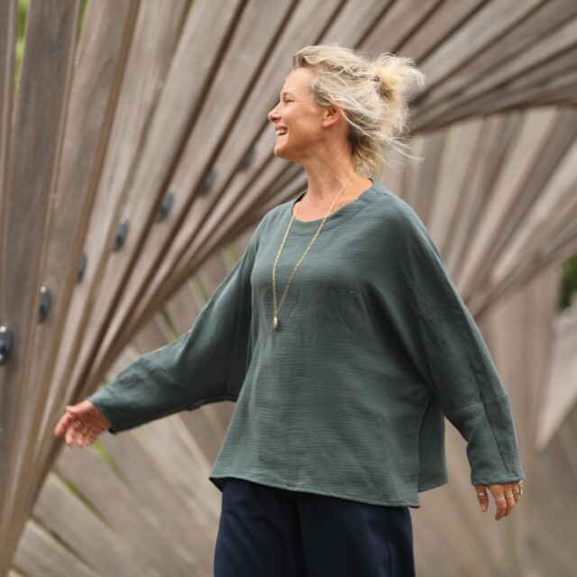 Quintessence - Blouse Naomie - double gaze de coton vert cactus