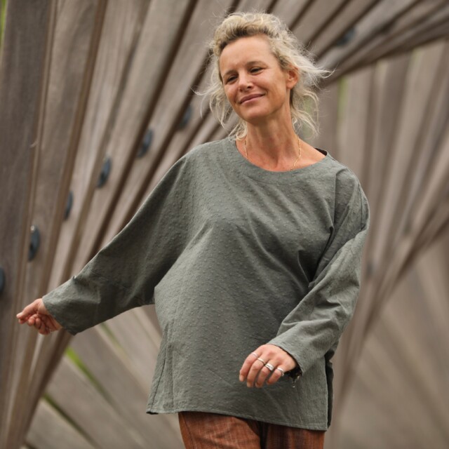 Quintessence - Blouse Naomie - broderie fleurie kaki