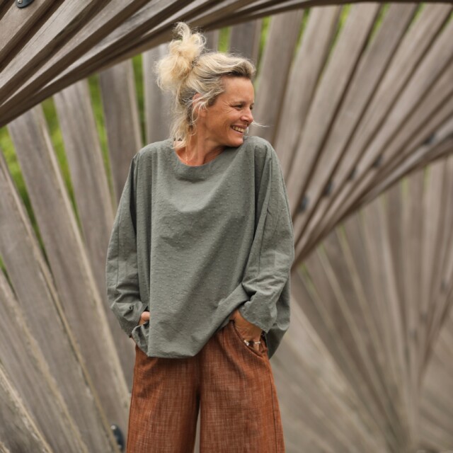 Quintessence - Blouse Naomie - broderie fleurie kaki