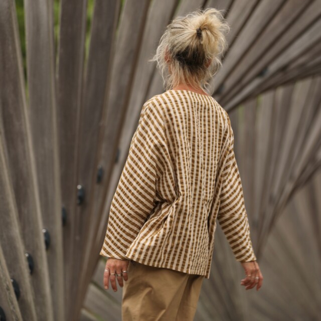 Quintessence - Blouse Naomie - Seeresucker de coton rayé camel/ivoire