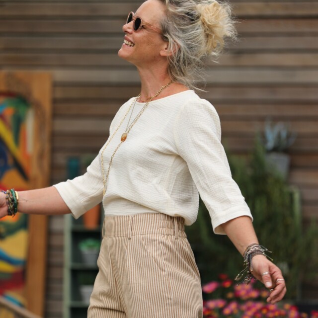 Quintessence - Pantalon Alex - Toile de coton rayée camel/blanc