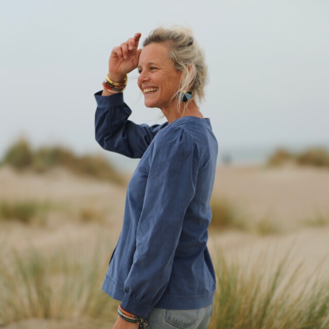 Quintessence - Blouse Léocadie - velours milleraies bleu océan