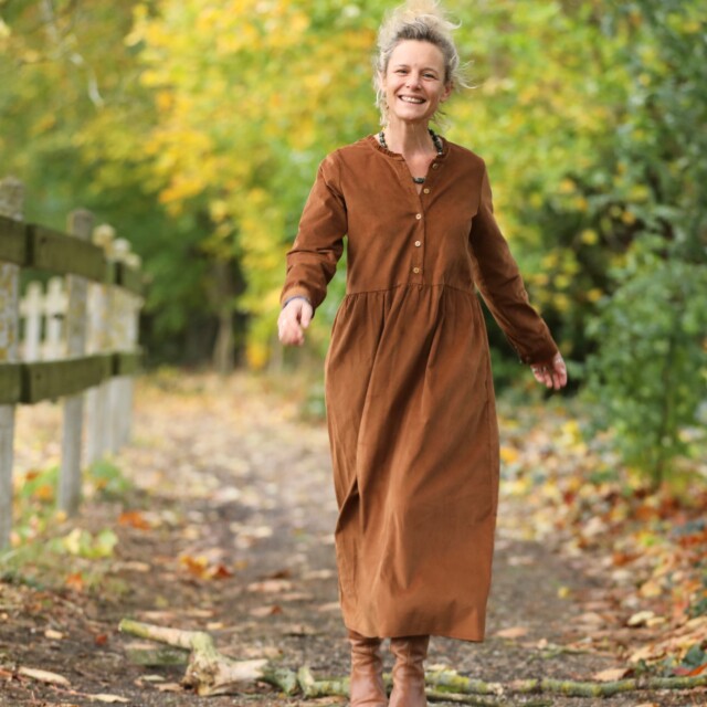 Quintessence - Robe Aurélia - velours milleraies écureuil