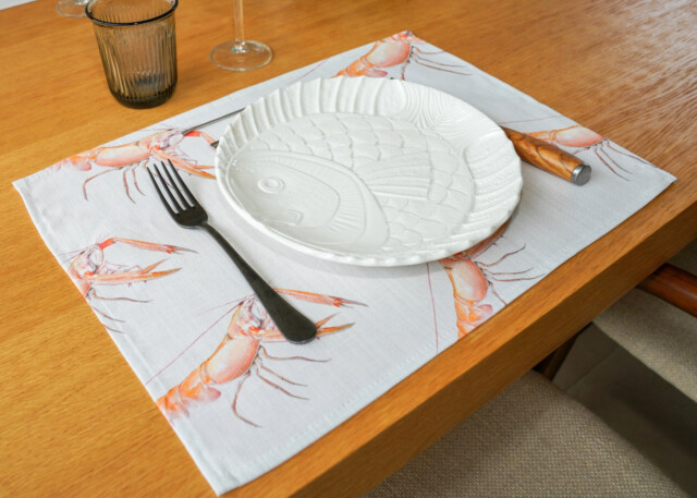 varek.illustrations - Set de table en coton enduit : Langoustine