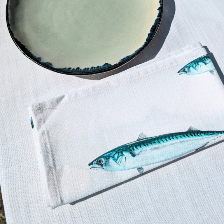 varek.illustrations - Serviette de table en coton : Maquereau