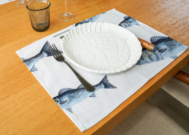 varek.illustrations - Set de table en coton enduit : Le Bar