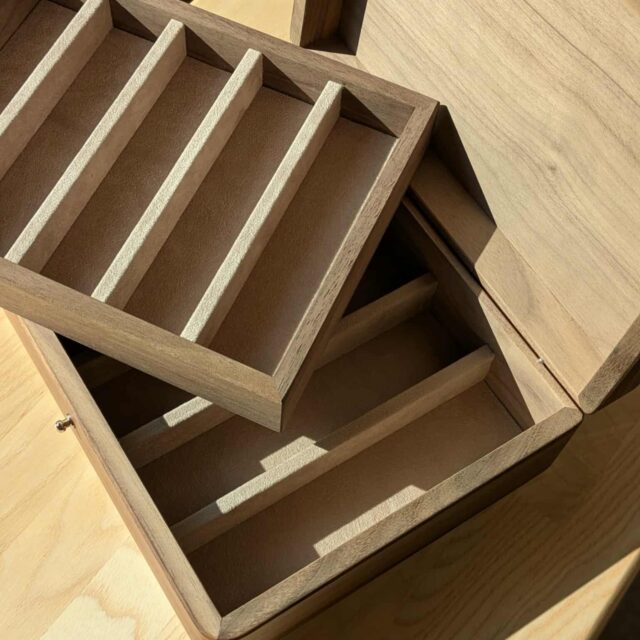 Manufacture Jacquemin - Coffret 10 couteaux en noyer - Grand modèle