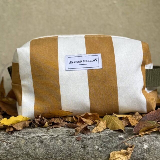 Maison Mallow - Trousse de toilette XXL à rayures jaune moutarde made in France