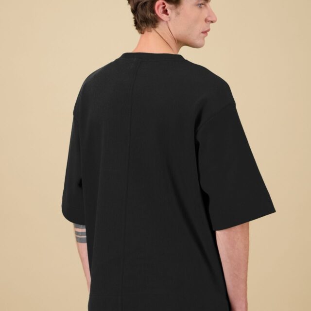 Nitto Knitwear - Vahé manches courtes - Noir