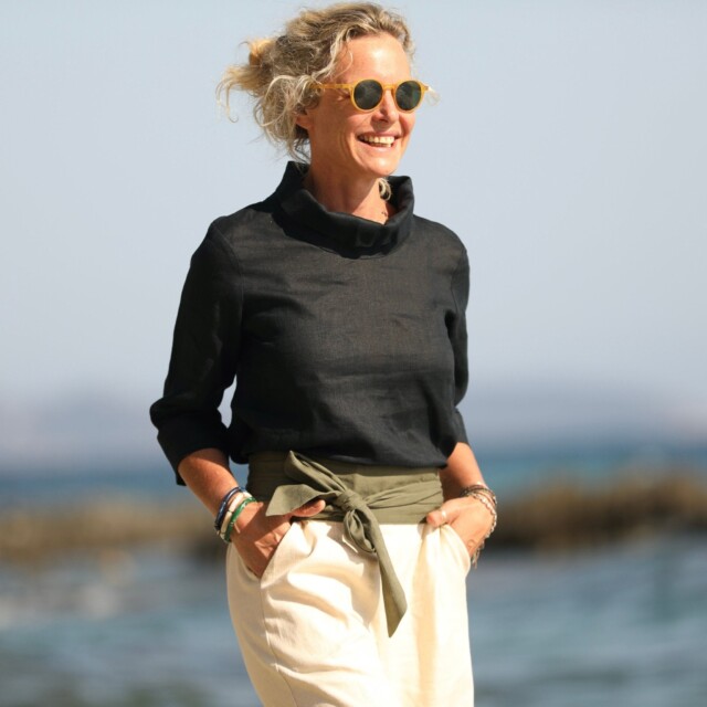 Quintessence - Blouse Catherine en lin noir