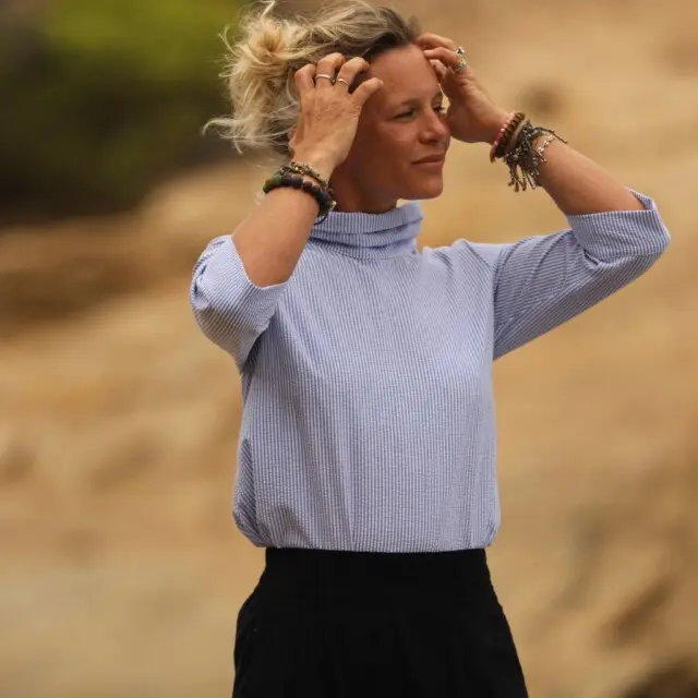 Quintessence - Blouse Catherine en seersucker de coton bleu/blanc