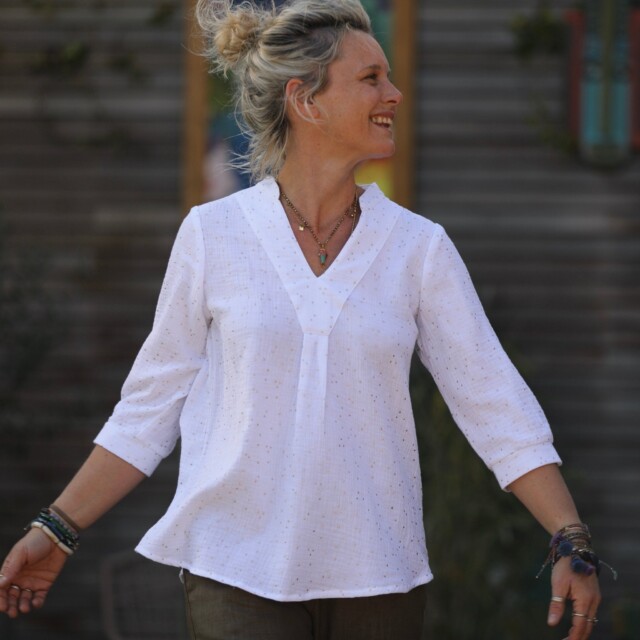 Quintessence - Blouse Isabeau – double gaze de coton blanche plumetis or