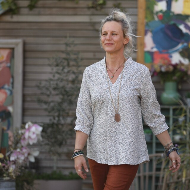 Quintessence - Blouse Isabeau - double gaze de coton fleurs de printemps